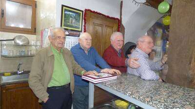 ENTREGA DE LA MEMORIA DEL VIAJE A MADRID