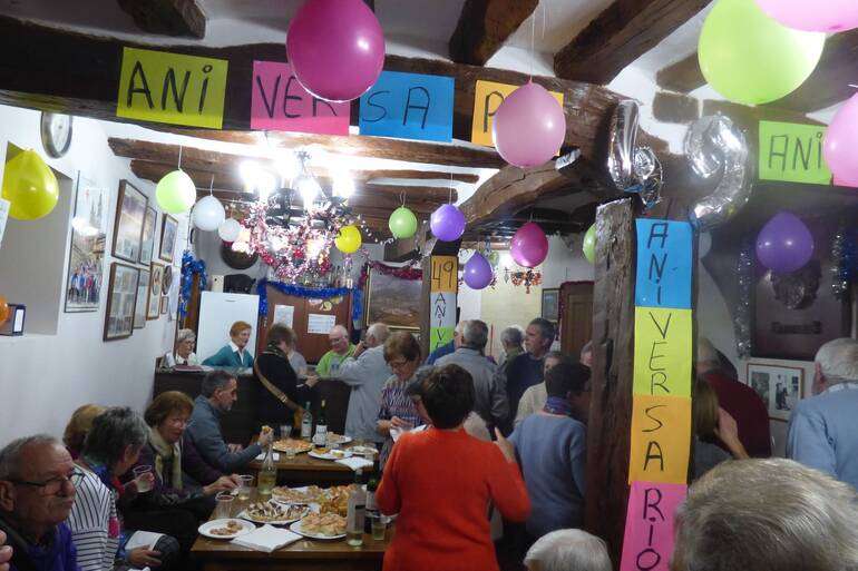 ENTREGA DE LA MEMORIA DEL VIAJE A MADRID